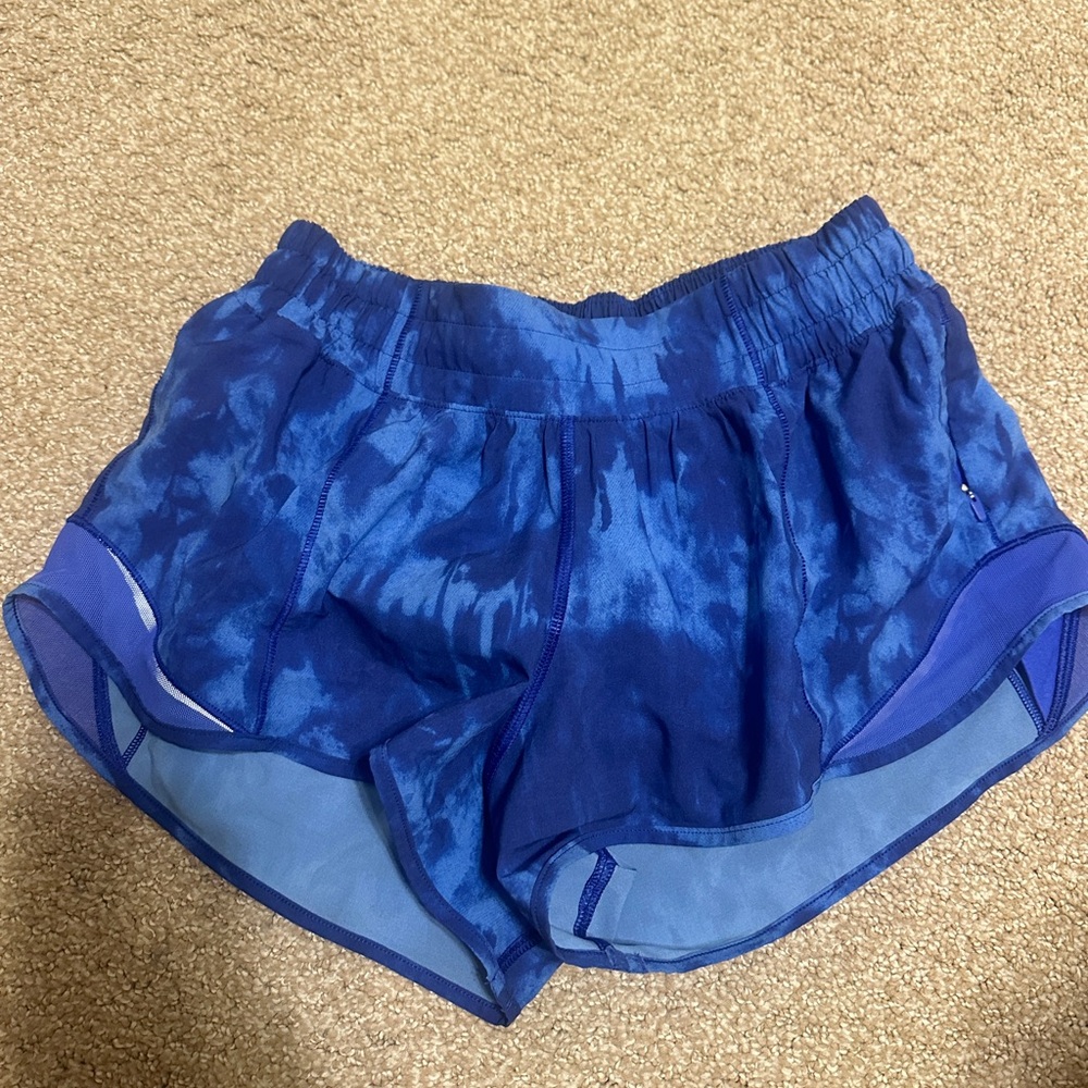 LULULEMON blue tye dye hotty hot